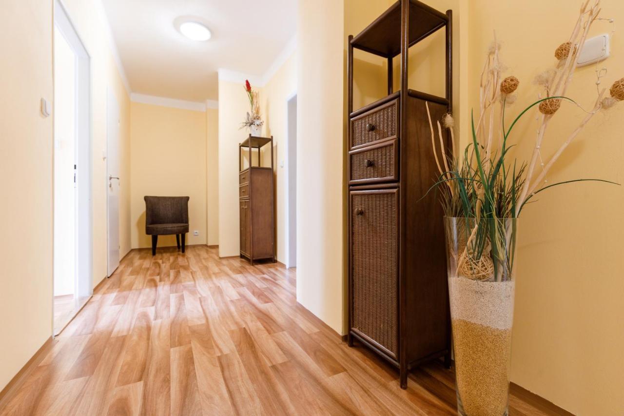 Apartments Tgm 11 Karlsbad Eksteriør billede