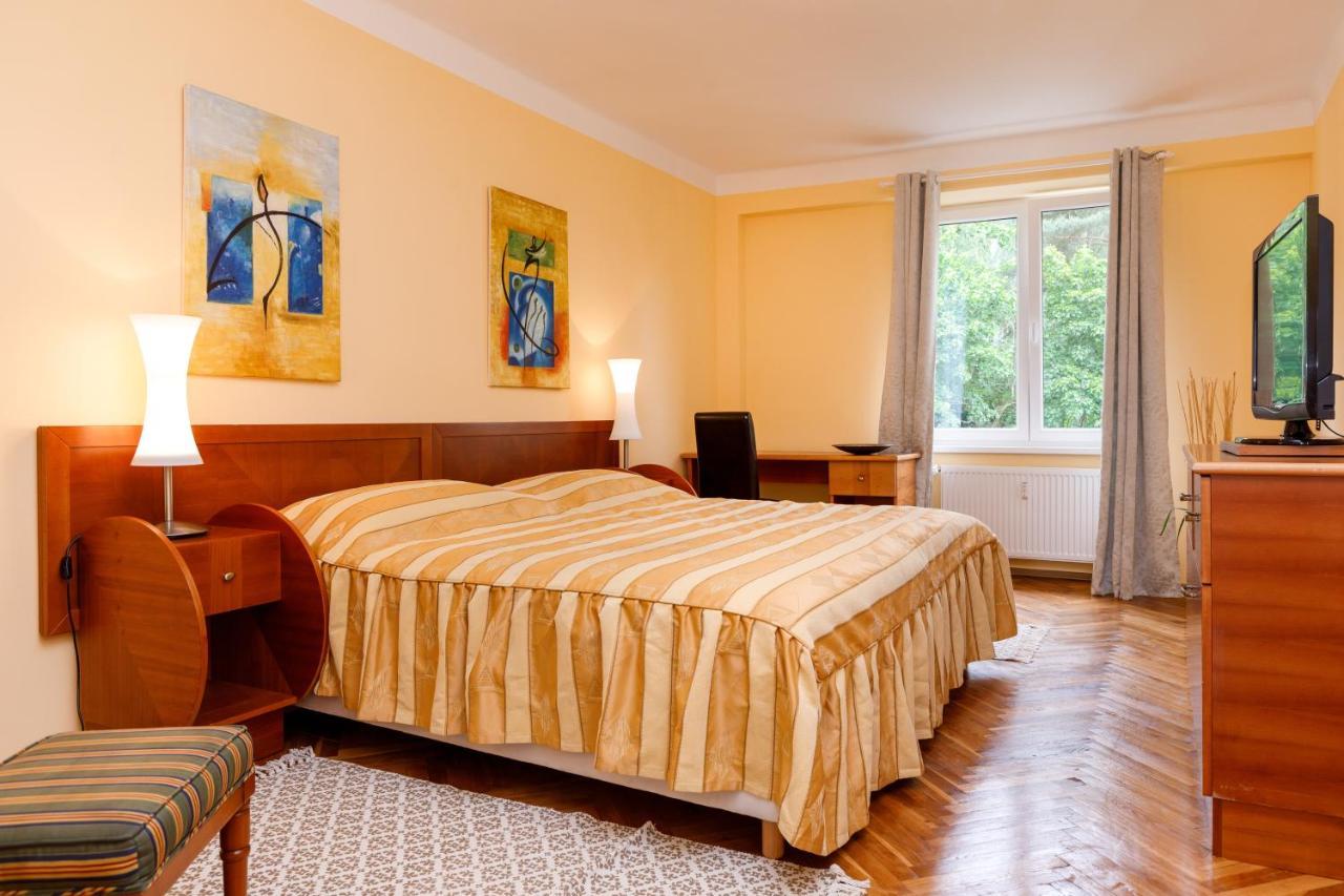 Apartments Tgm 11 Karlsbad Eksteriør billede